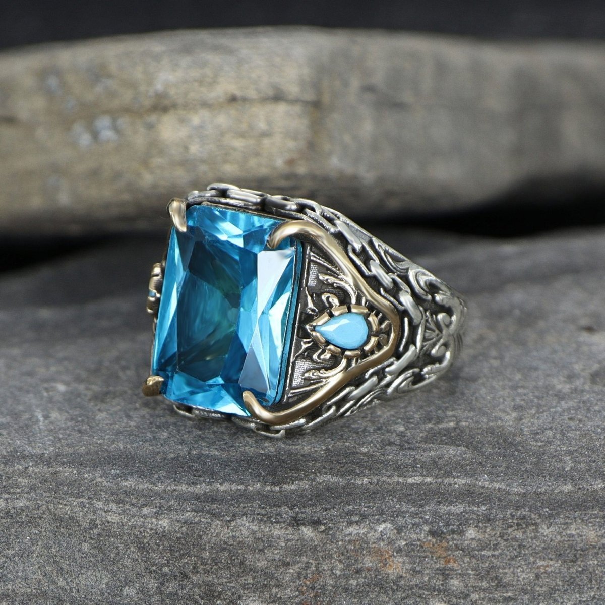 Tesbihevim | Silver Men's Ring with Chain Series Aqua Marin Stone