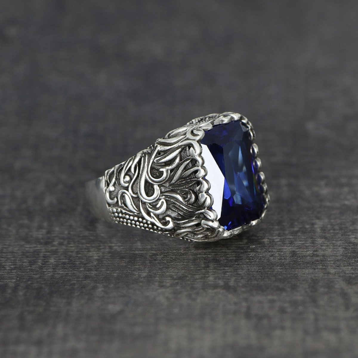 Tesbihevim | Silver Ring for Men with Parliament Blue Zircon Stone