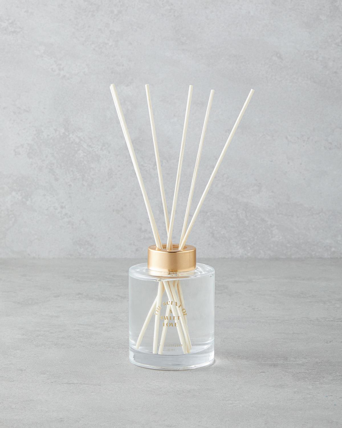 Luxury-Sweet-Love-Aroma-Reed-Diffuser