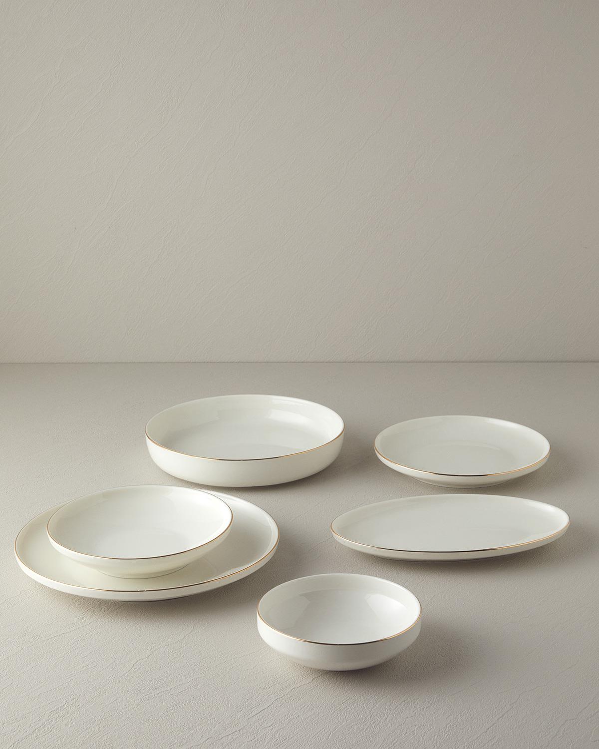 Premium Gold Accent Porcelain Dinnerware Set   27 Piece 6 Person