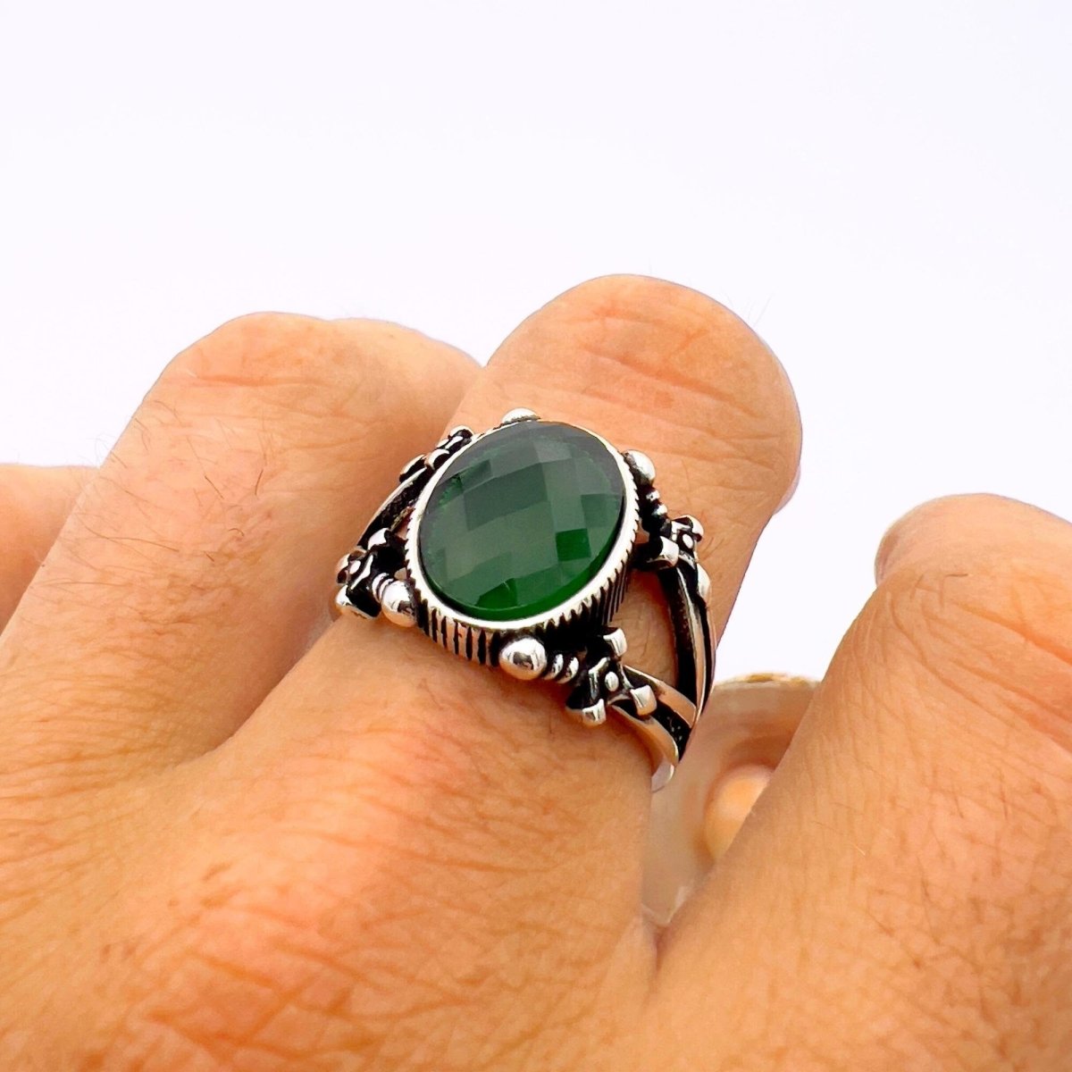 Turkish Handmade Green Emerald Men's Sterling Silver Sword Detail Statement Ring - TryAladdin
