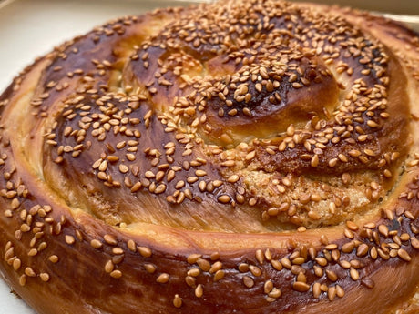 Turkish Pastry with Tahini and Sesame - Tahinli Corek