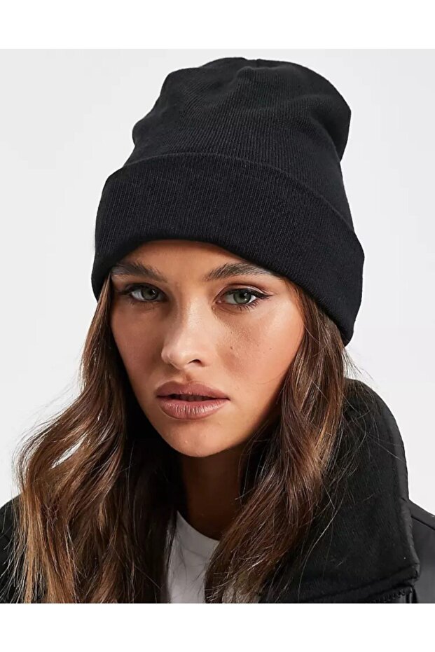 Unisex Black Beanie - Soft Acrylic, Standard Fit - TryAladdin