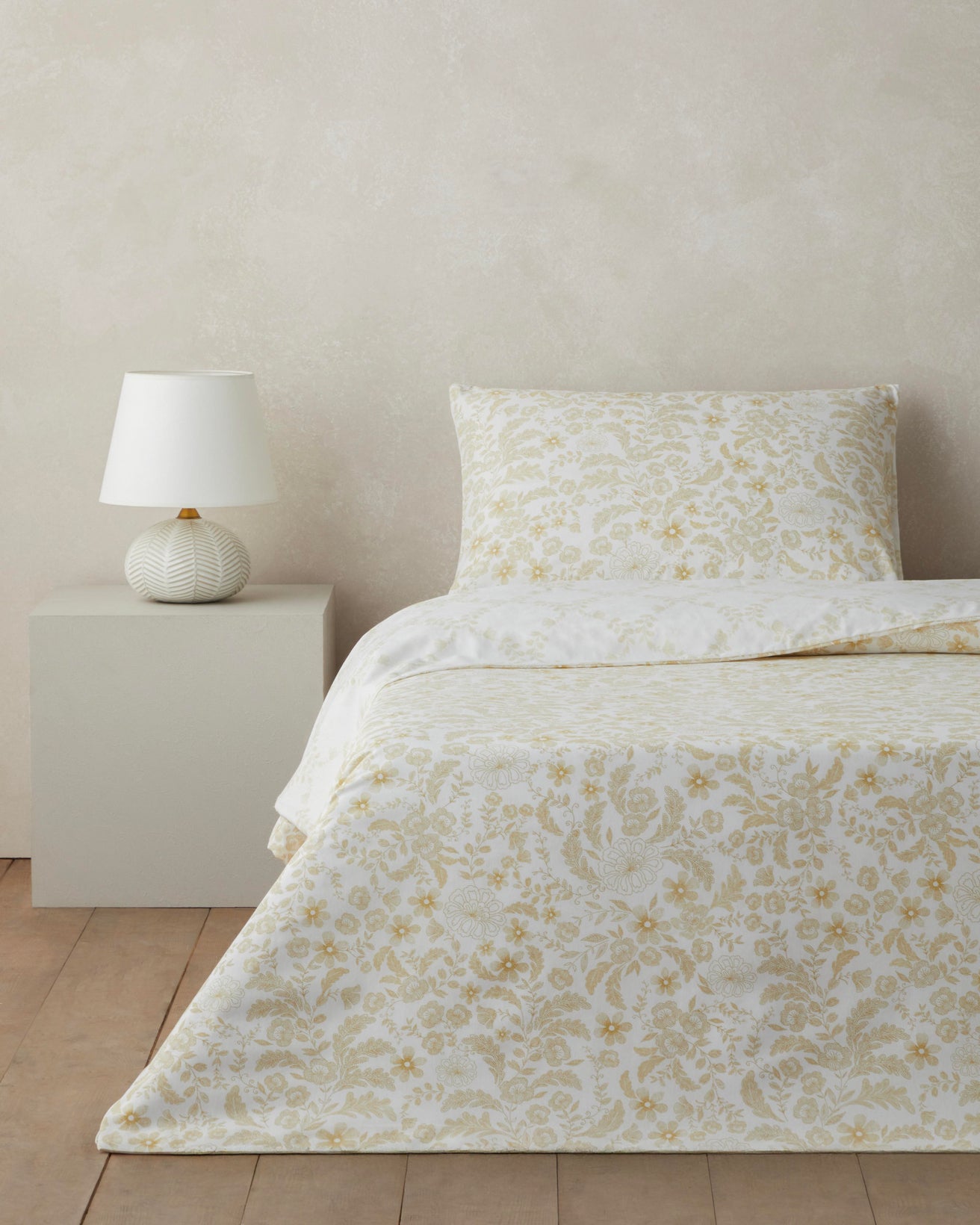 Premium Easy Iron Single Duvet Cover Set Light Yellow