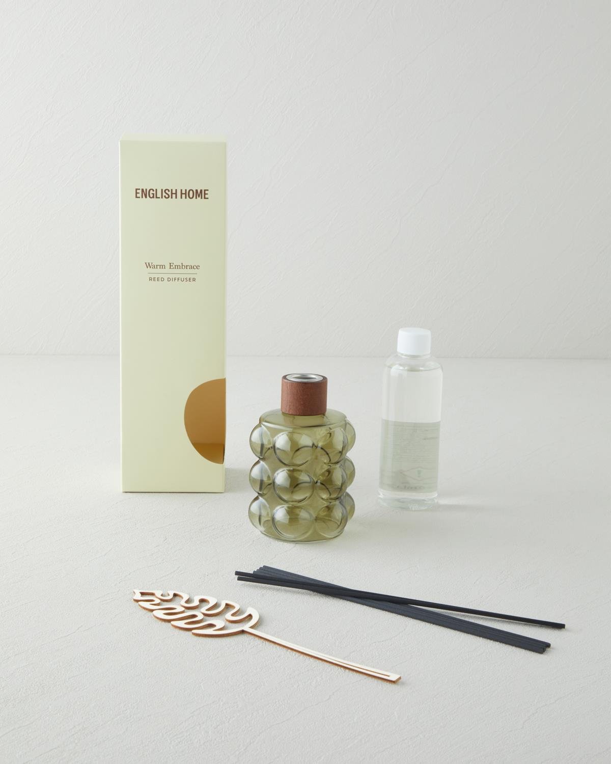 Professional Grade Warm Embrace Reed Diffuser   Long Lasting Home Fragrance