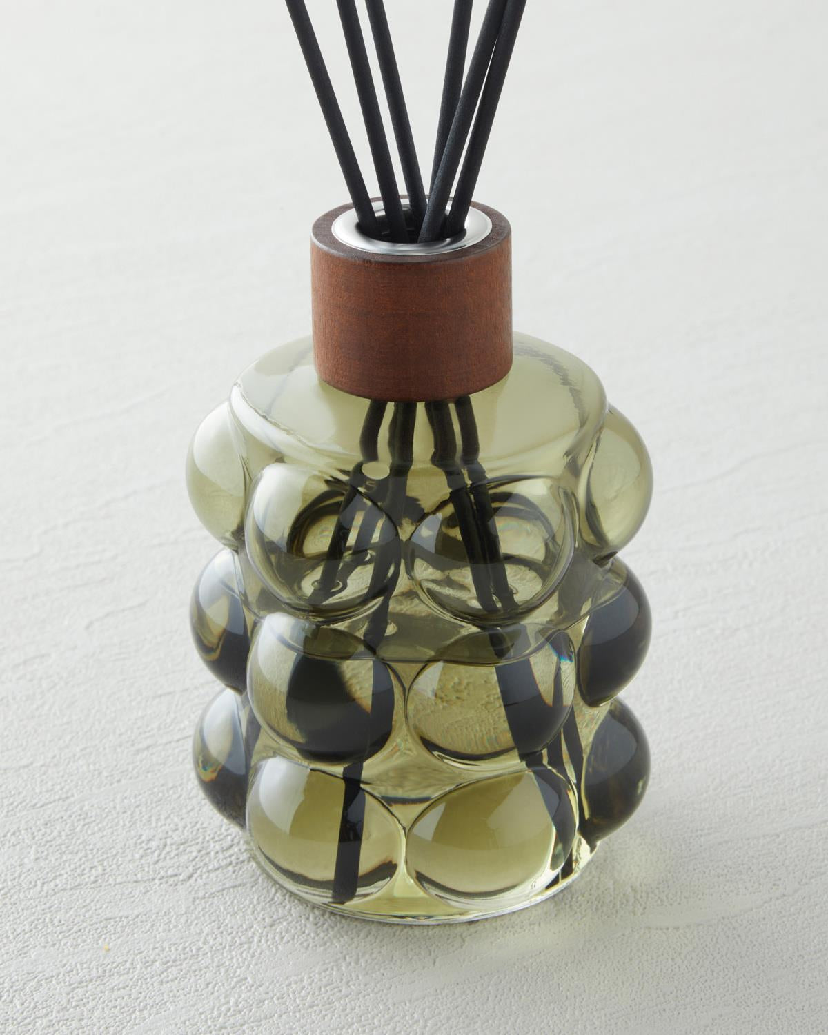 Professional Grade Warm Embrace Reed Diffuser   Long Lasting Home Fragrance