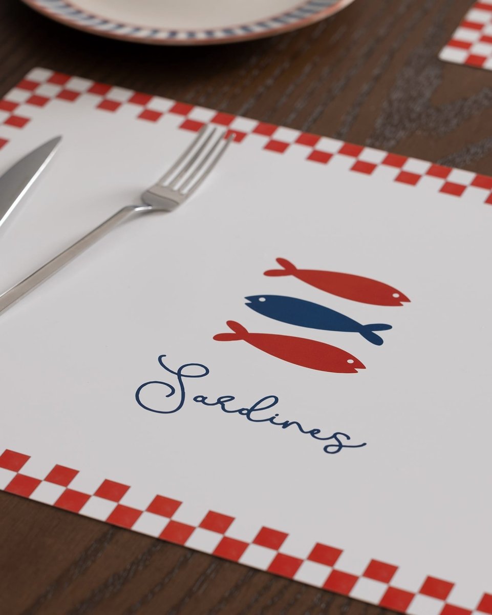 White and Red 4 - Piece Placemat Set for Dining Table - TryAladdin