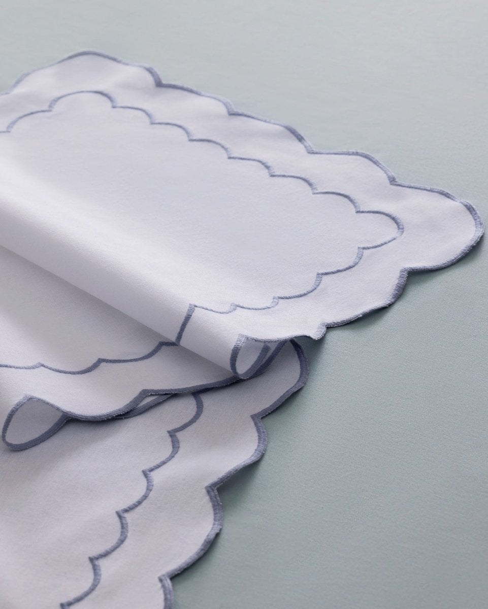 White & Blue Orel Embroidered Dining Table Runner - TryAladdin