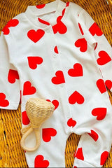 Wholesale Newborn Girl Heart Print 100% Cotton Romper - Snap Closure - 1 - 6 Months - TryAladdin