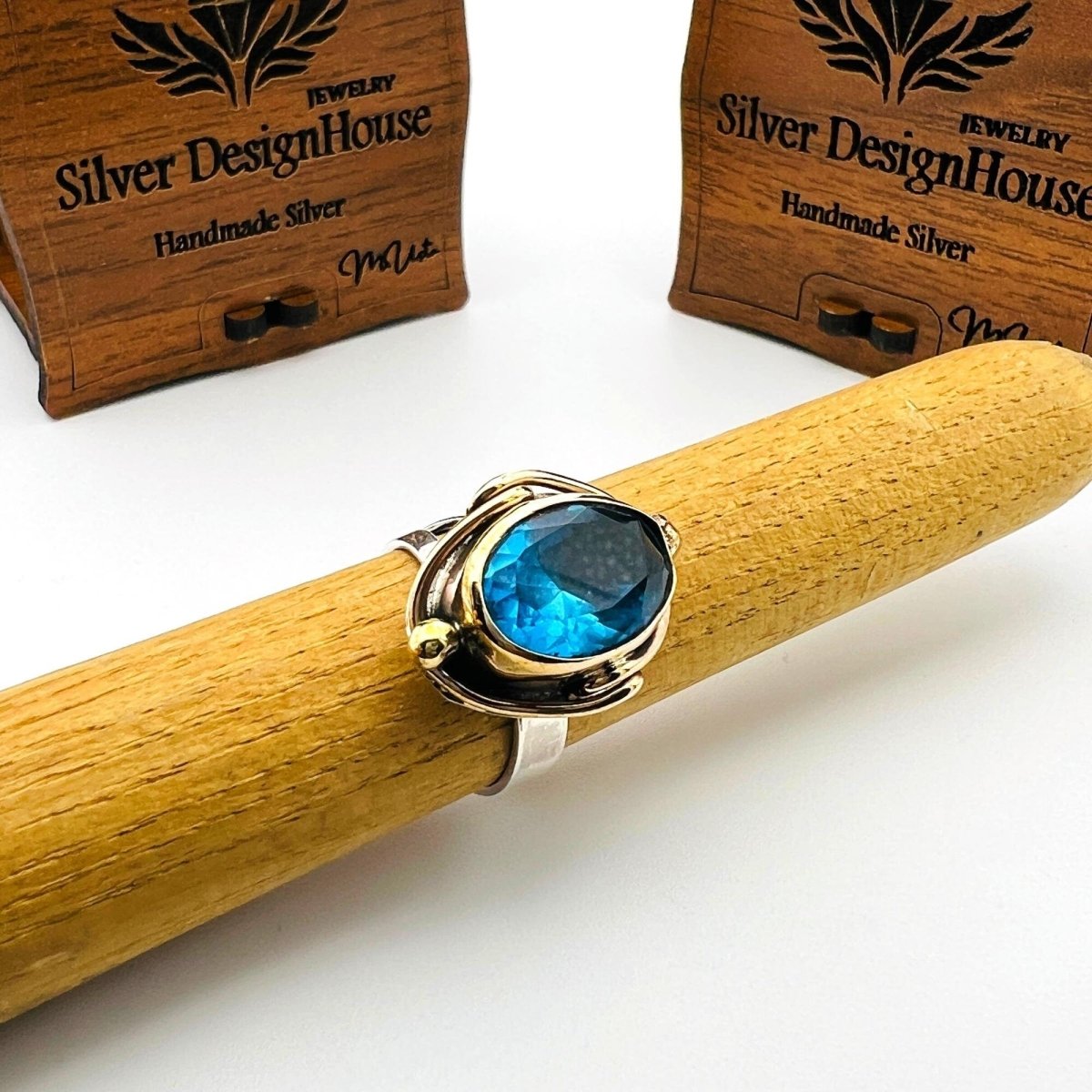 Women's Aquamarine Stone Ring