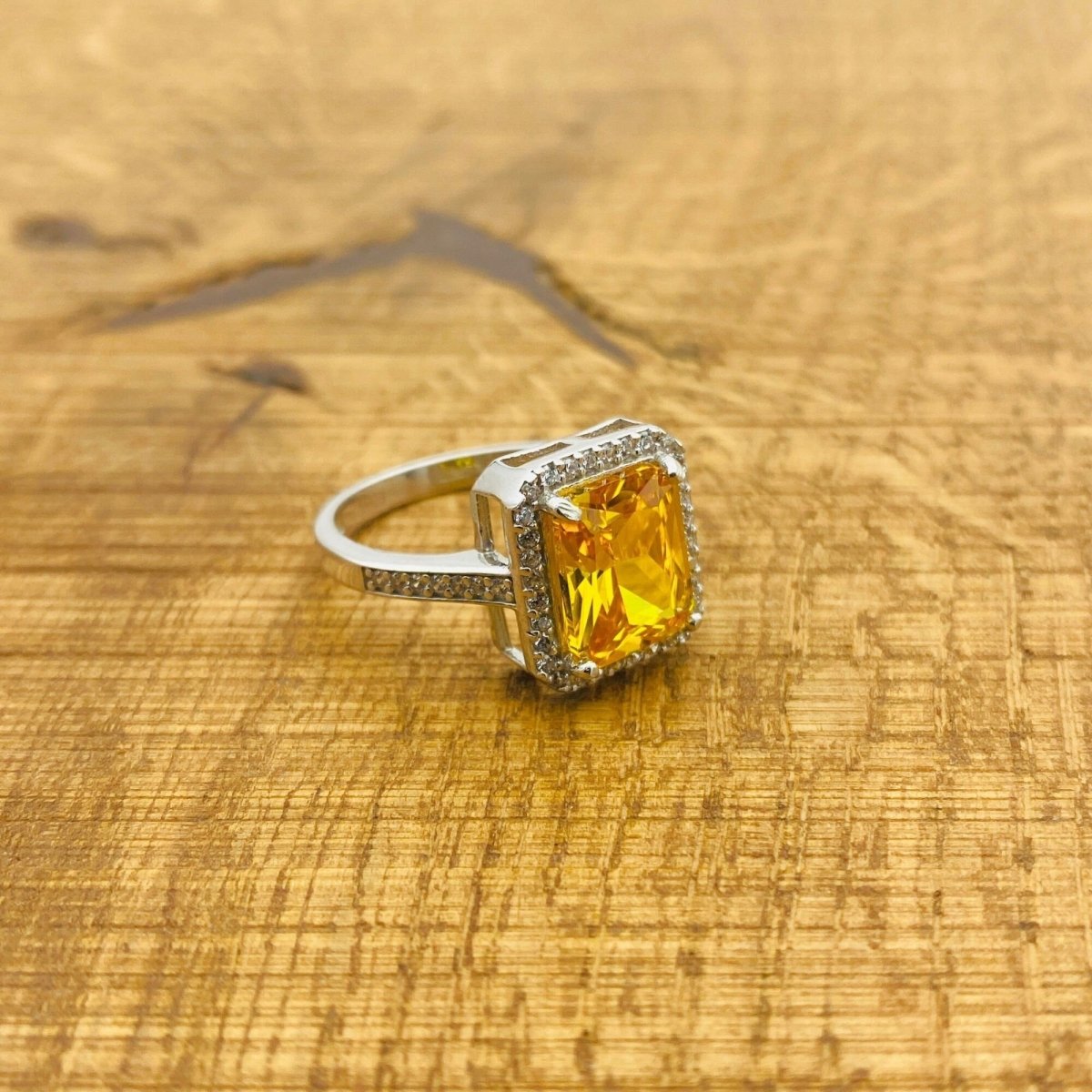 Women's Citrine Stone Jewelry Set