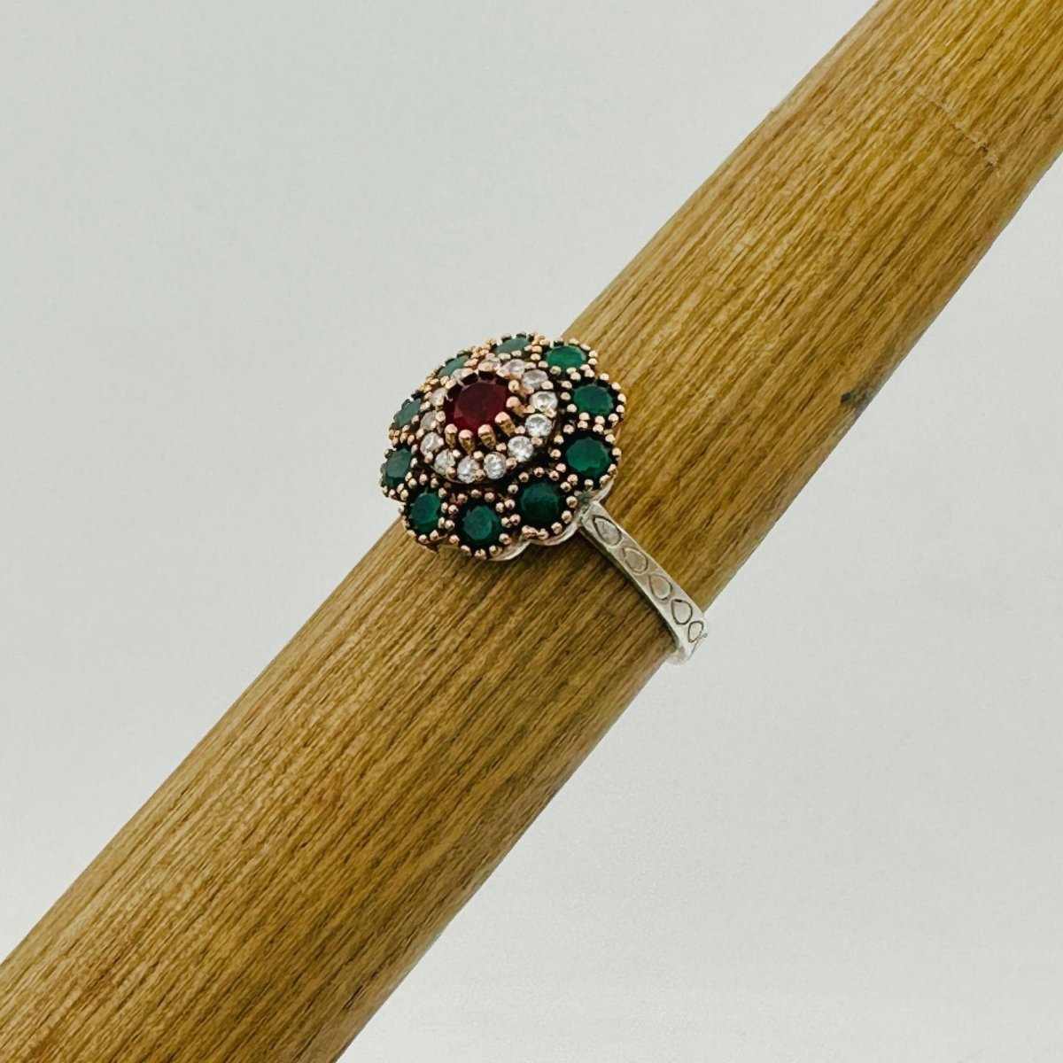 Women's Emerald Silver Ring