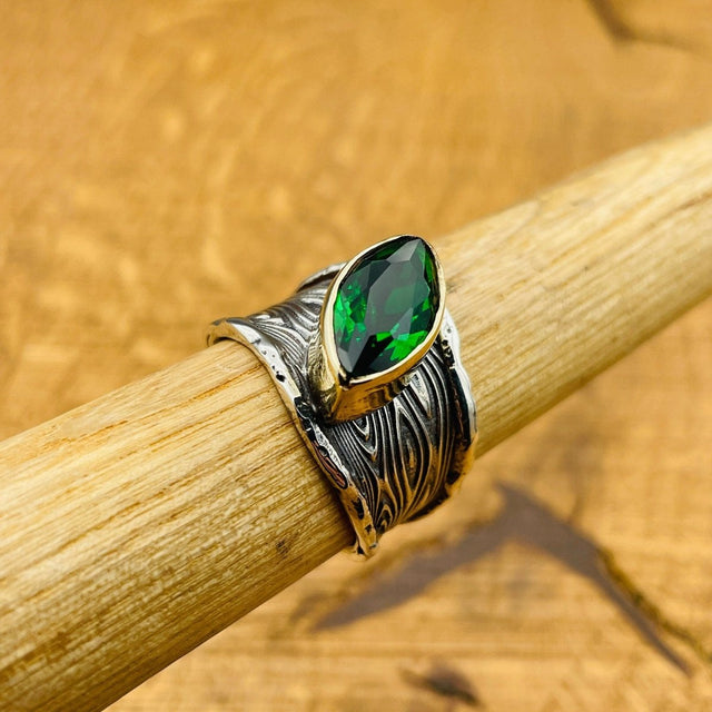 Women's Emerald Silver Ring