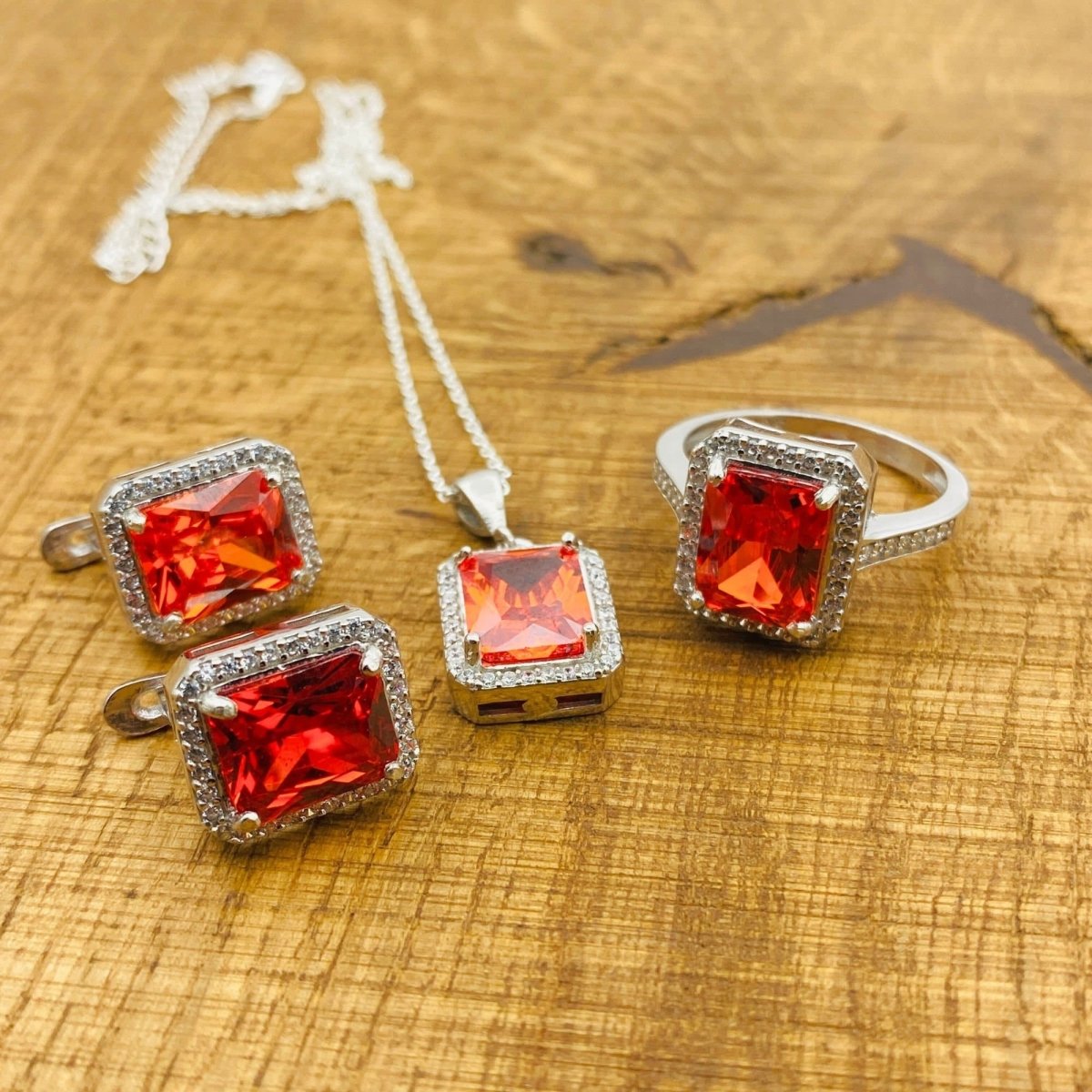 Women's Garnet Stone Jewelry Set