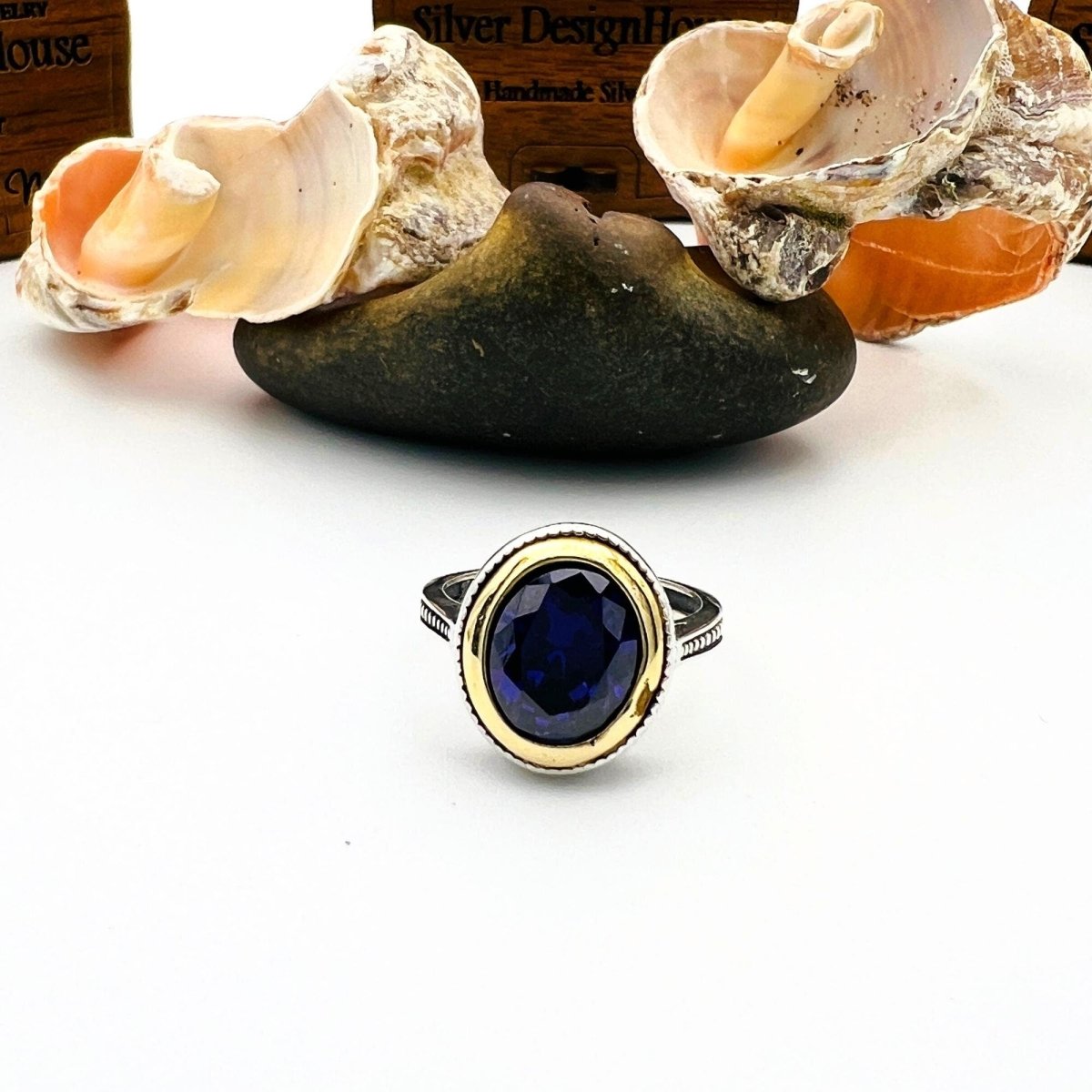 Women's Purple Amethyst Oval Stone Ring