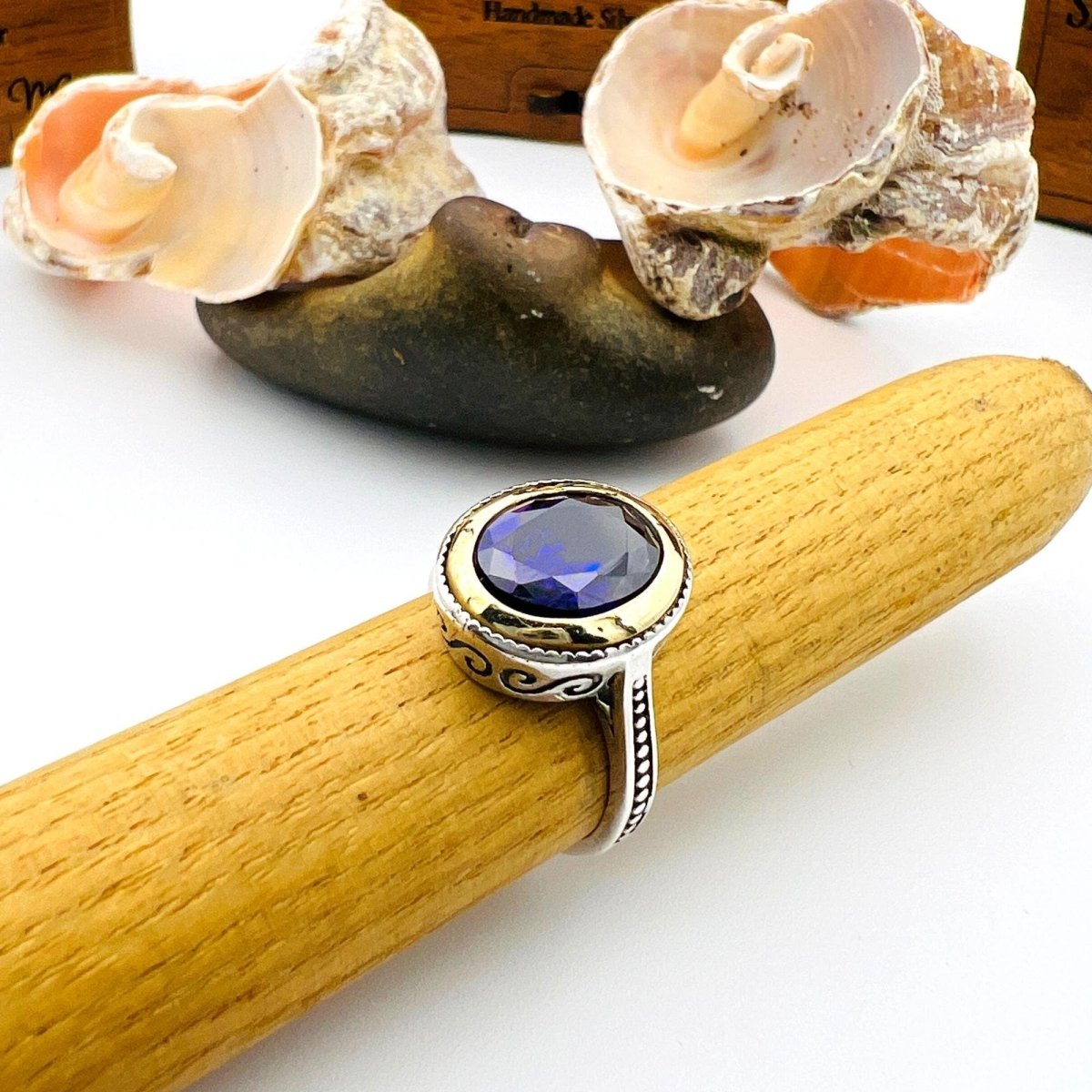 Women's Purple Amethyst Oval Stone Ring