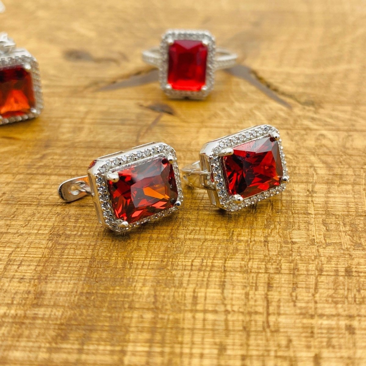 Women's Ruby Stone Jewelry Set