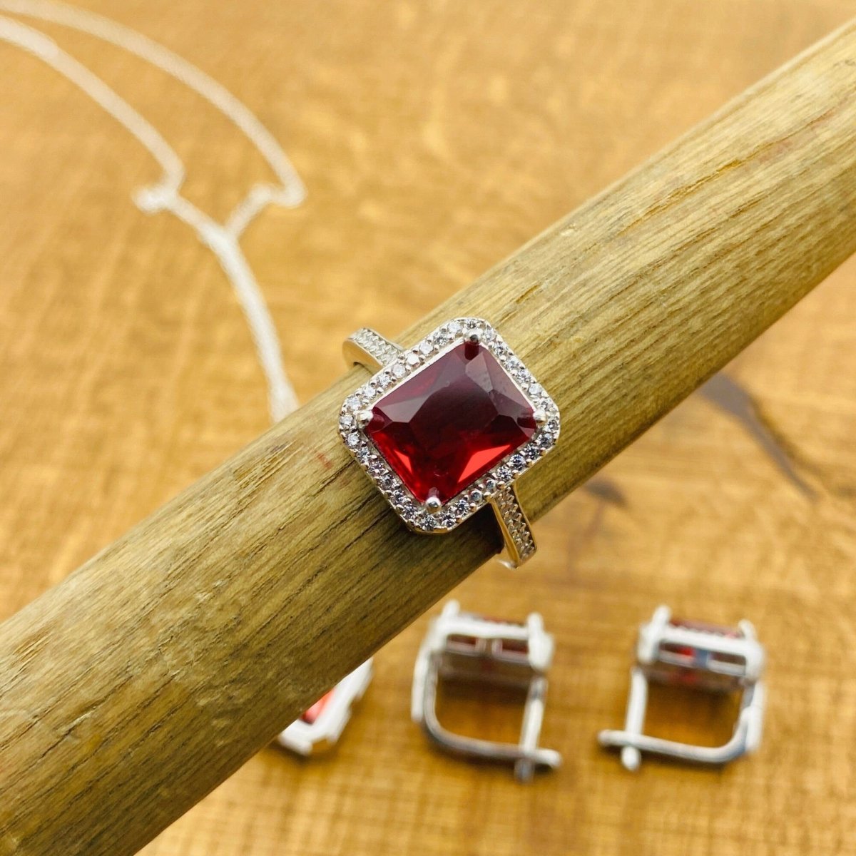 Women's Ruby Stone Jewelry Set