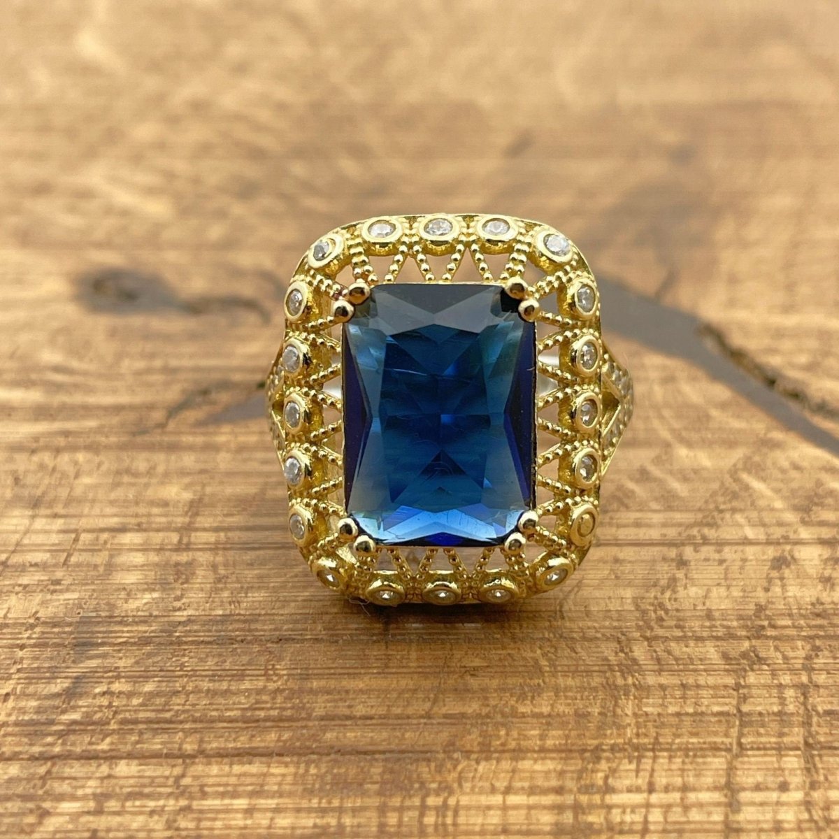 Women's Sapphire Ring - TryAladdin