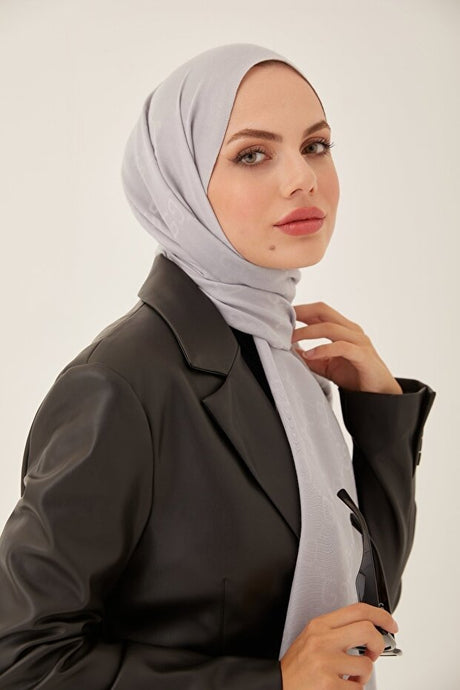 Women's Silky Cotton G Pattern Jacquard Shawl - Silver - TryAladdin