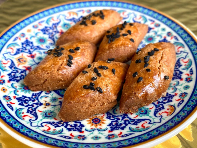 Yesim | Homemade Turkish Salty Cookies with Black Seeds