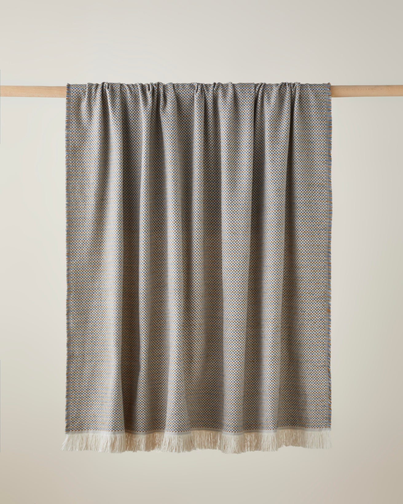 Professional-Grade-Soft-Beige-Textile-Throw-Blanket-140x170cm