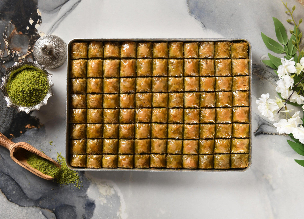 Asi | Special Mini Baklava with Pistachio Tray