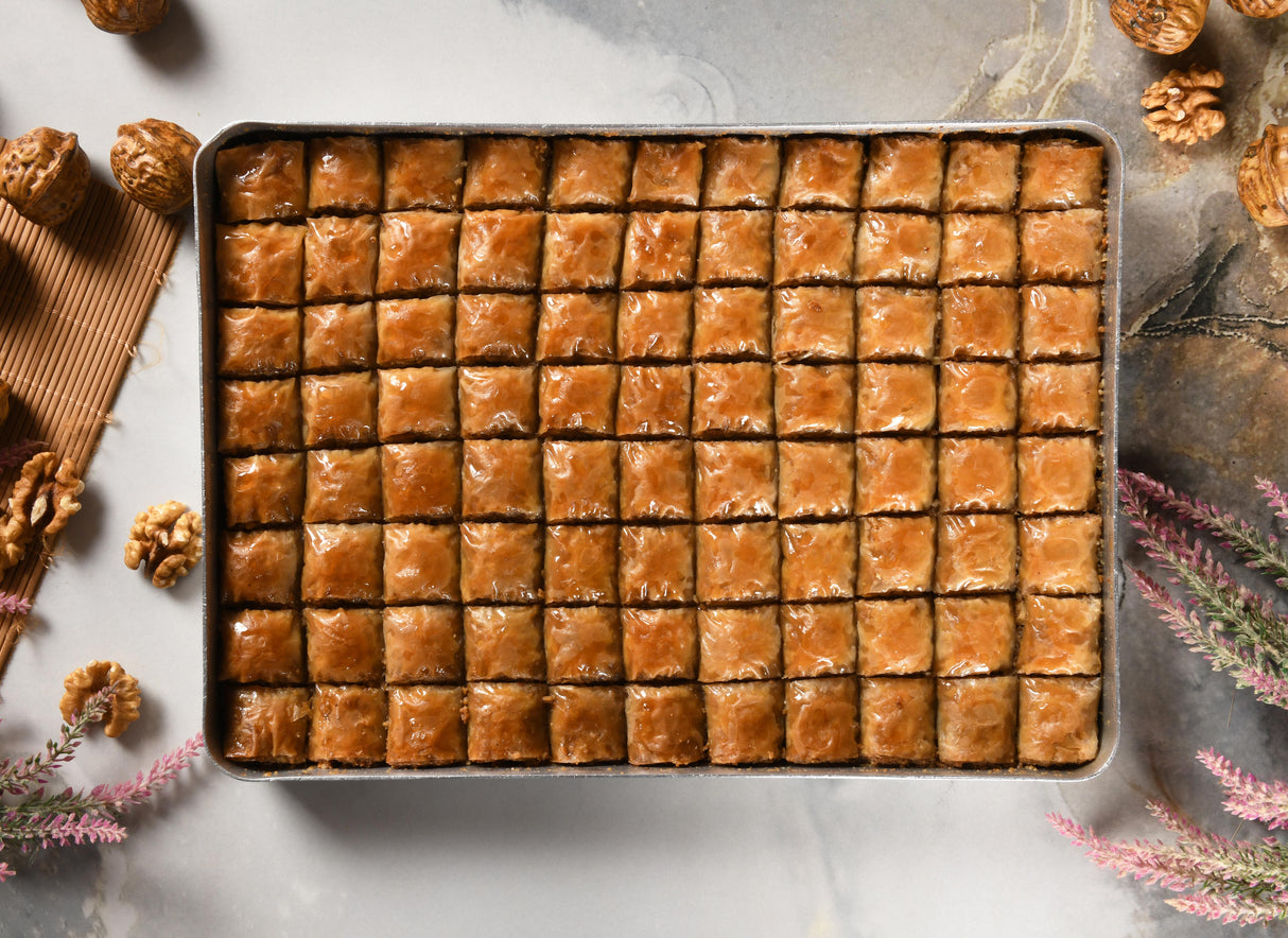 Asi | Special Mini Baklava with Walnut Tray