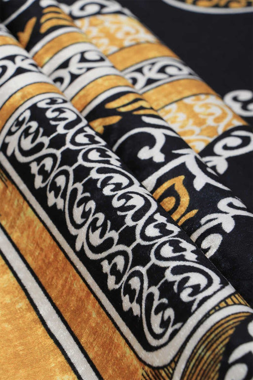 Bursa Ipek | Black Kaaba Velvet Carpet Prayer Rug Bursa Ipek Prayer Rug
