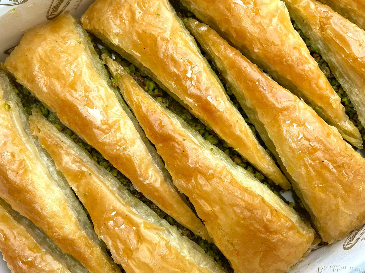 Celebiogullari | Antep Carrot Slice Baklava with Pistachio