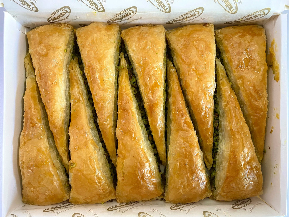 Celebiogullari | Antep Carrot Slice Baklava with Pistachio