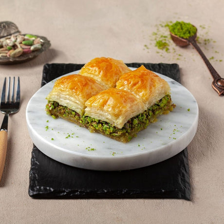 Celebiogullari | Antep Special Square Baklava with Pistachio