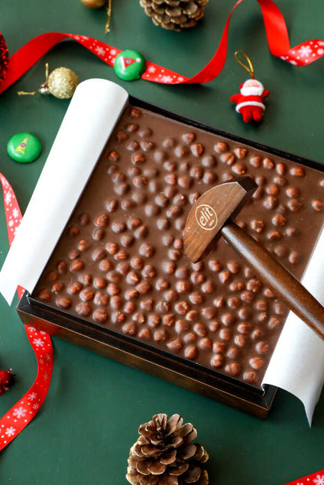 Elit | Nutcracker Christmas Special Hammer Beyoğlu Hazelnut Milk Chocolate Wooden Box - Gluten Free - 600g