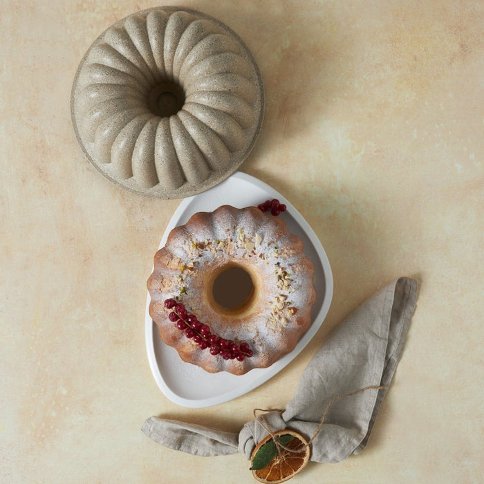 Emsan Arya Cast Iron Cake Mold Karaca Bakeware Sets, Baking & Cookie Sheets, Bread Pans & Molds, Broiling Pans, Cake Pans & Molds