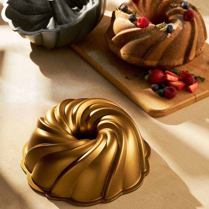 Emsan New Intricate Cake Mold Gold Karaca Bakeware Sets, Baking & Cookie Sheets, Bread Pans & Molds, Broiling Pans, Cake Pans & Molds
