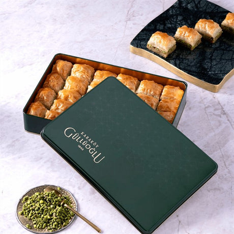 Karakoy Gulluoglu | Baklava with Pistachio in Metal Gift Box