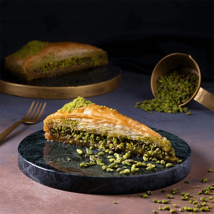 Karakoy Gulluoglu | Carrot Slice Baklava with Pistachio in Special Gift Boxes (8 pcs)