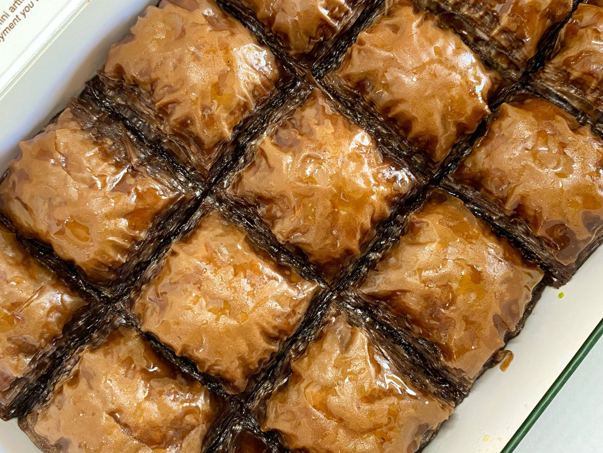 Karakoy Gulluoglu | Turkish Chocolate Baklava