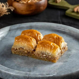 Koskeroglu | Antep Baklava with Walnut in Gift Metal Box