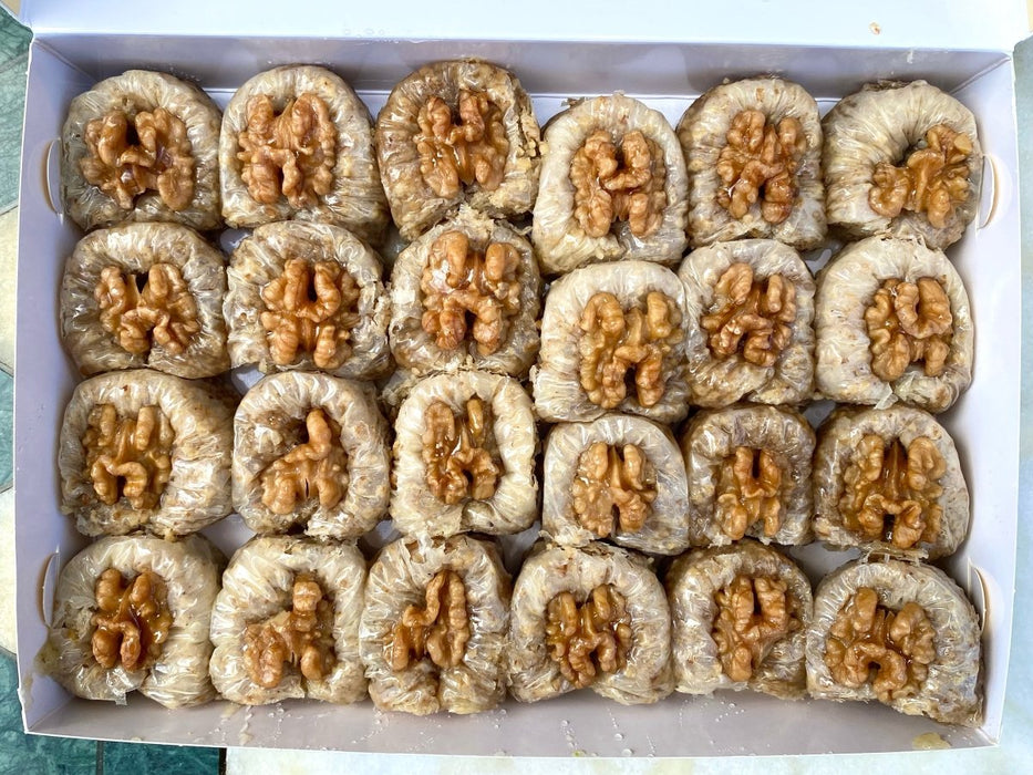 Koskeroglu | Lux Antep Burma Baklava with Walnut
