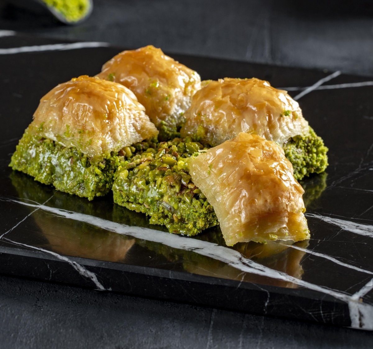 Koskeroglu | Turkish Lasting Baklava with Pistachio