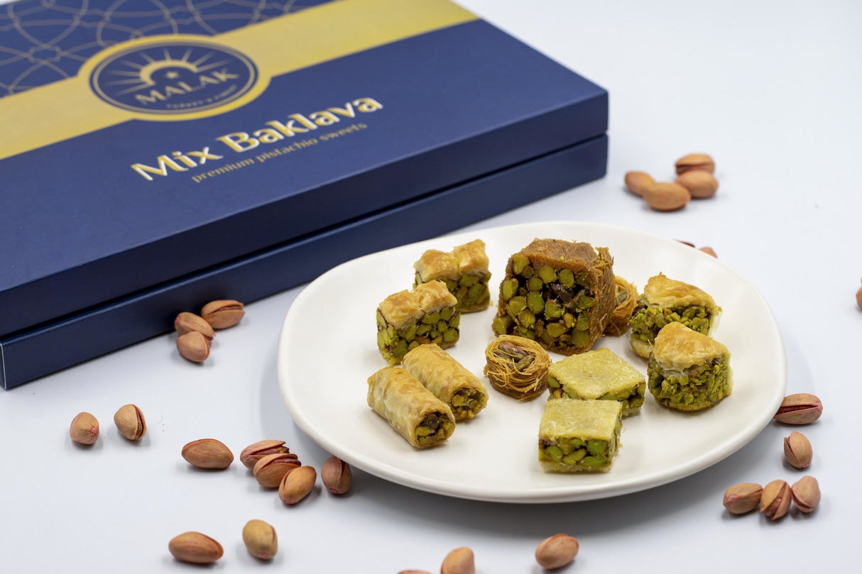 Malak | Premium Mix Baklava (1.65 lb | 750 g)