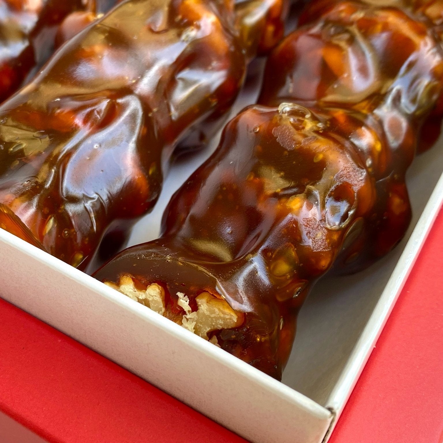 Malak | Turkish Walnut Churchkhela (Cevizli Sucuk) With Special Grape Molasses - TryAladdin