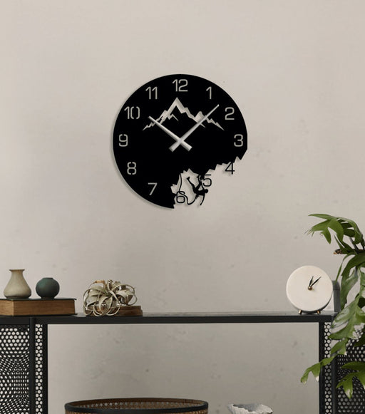 NR Dizayn | Climber Decorative Metal Wall Clock